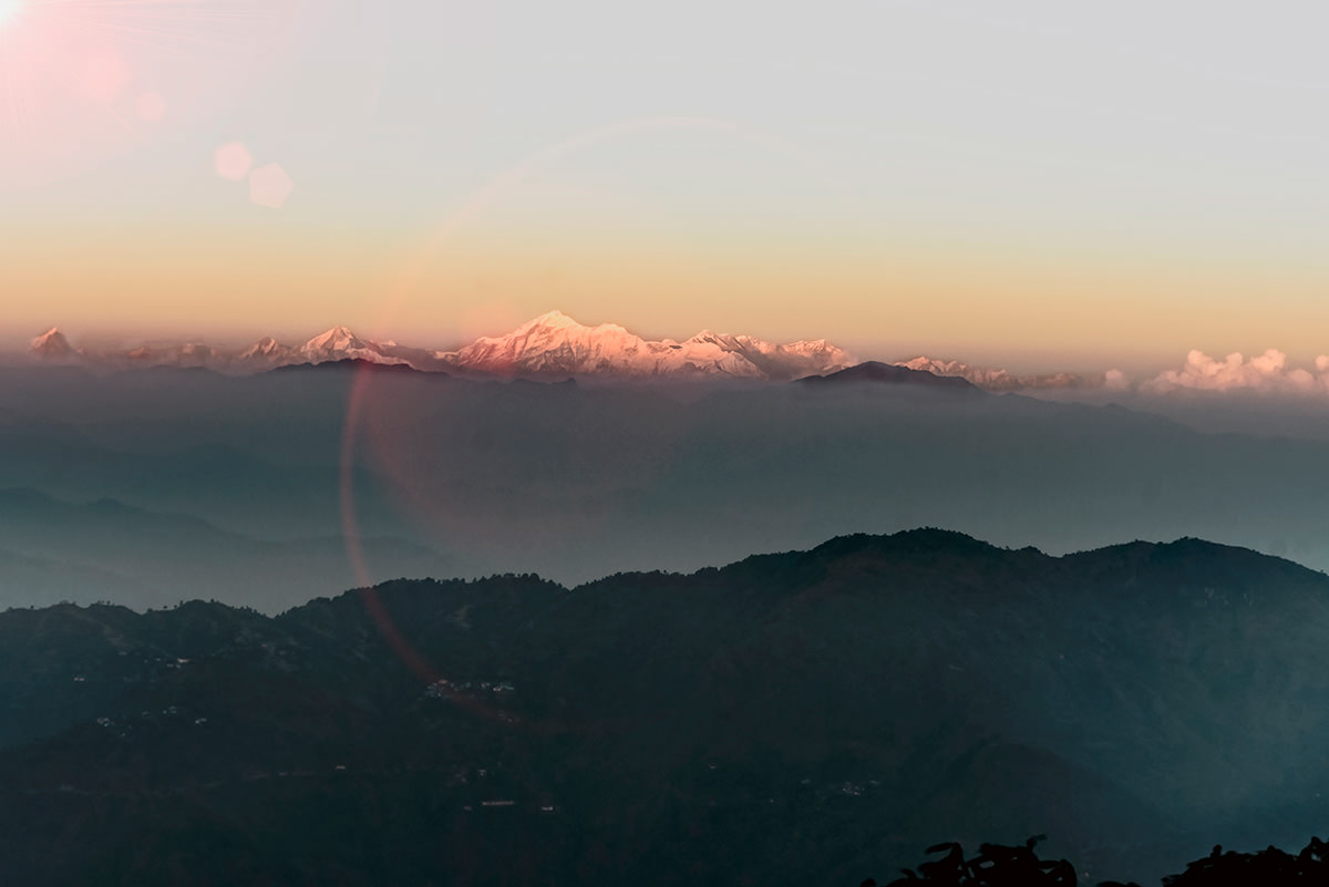 01-Setting-Sun-on-the-Nanda-Devi-Range
