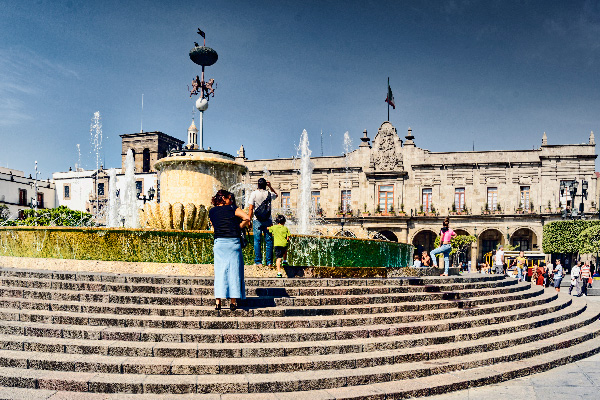 Photo-02-Guadalajara-Plaza